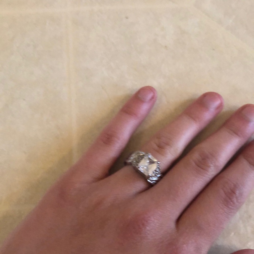 Ring - Picture 2 of 2